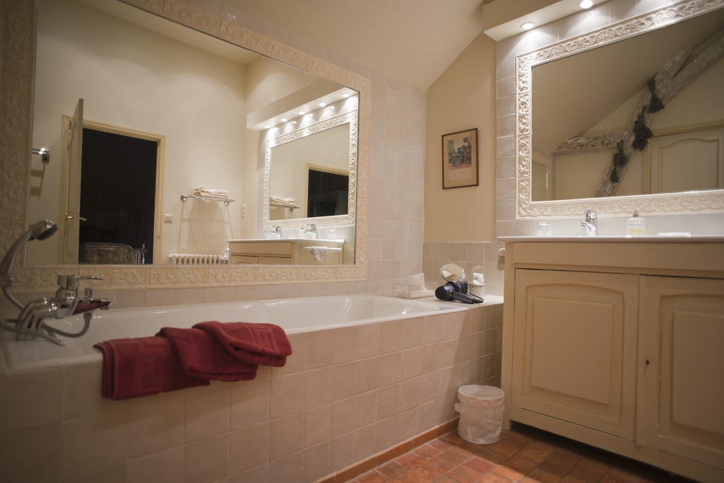 Louerre Manoir Du Bois Noblet B&B 외부 사진