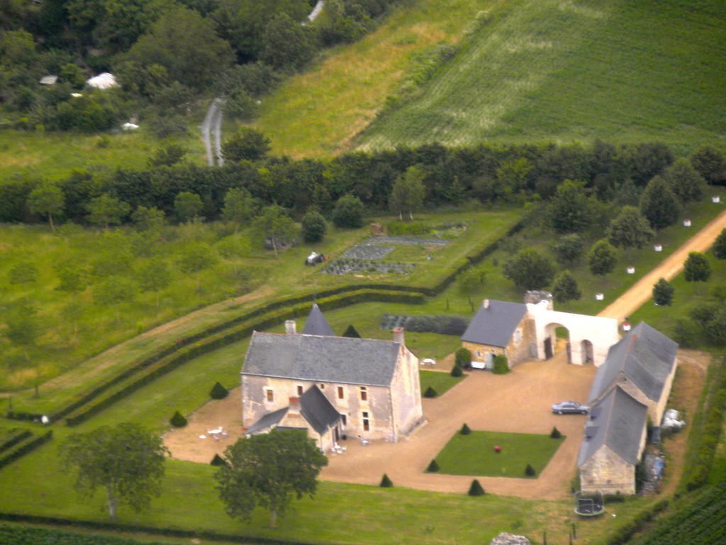 Louerre Manoir Du Bois Noblet B&B 외부 사진
