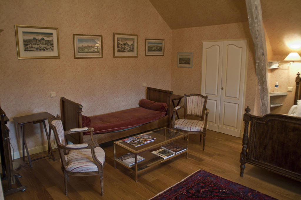 Louerre Manoir Du Bois Noblet B&B 객실 사진