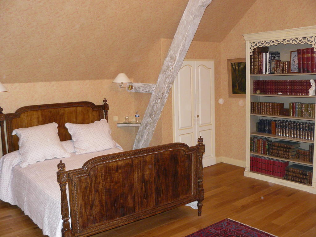 Louerre Manoir Du Bois Noblet B&B 객실 사진