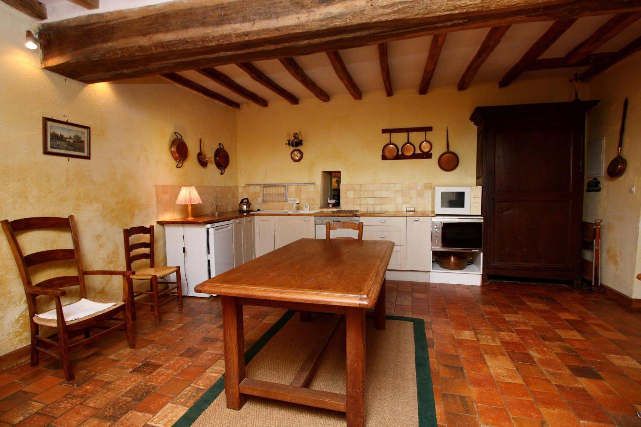 Louerre Manoir Du Bois Noblet B&B 외부 사진